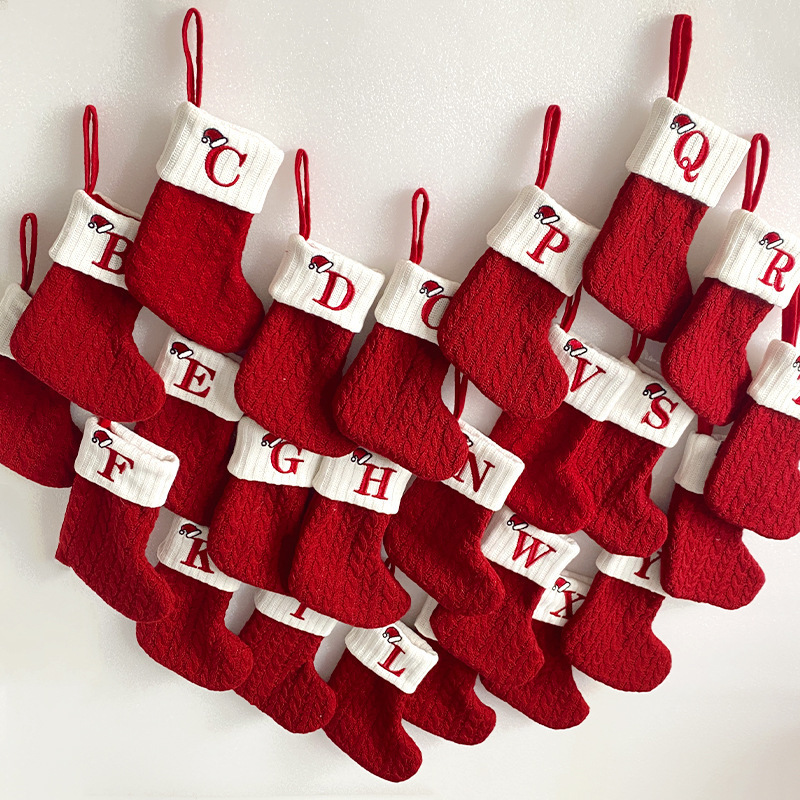 🧦🎄 Calza della Befana Ricamata — Il Dettaglio che Rende Unico il Natale - immagine 2