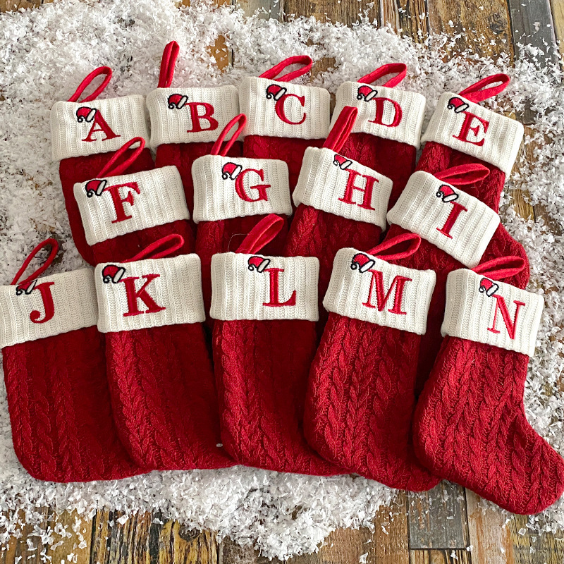 🧦🎄 Calza della Befana Ricamata — Il Dettaglio che Rende Unico il Natale - immagine 3